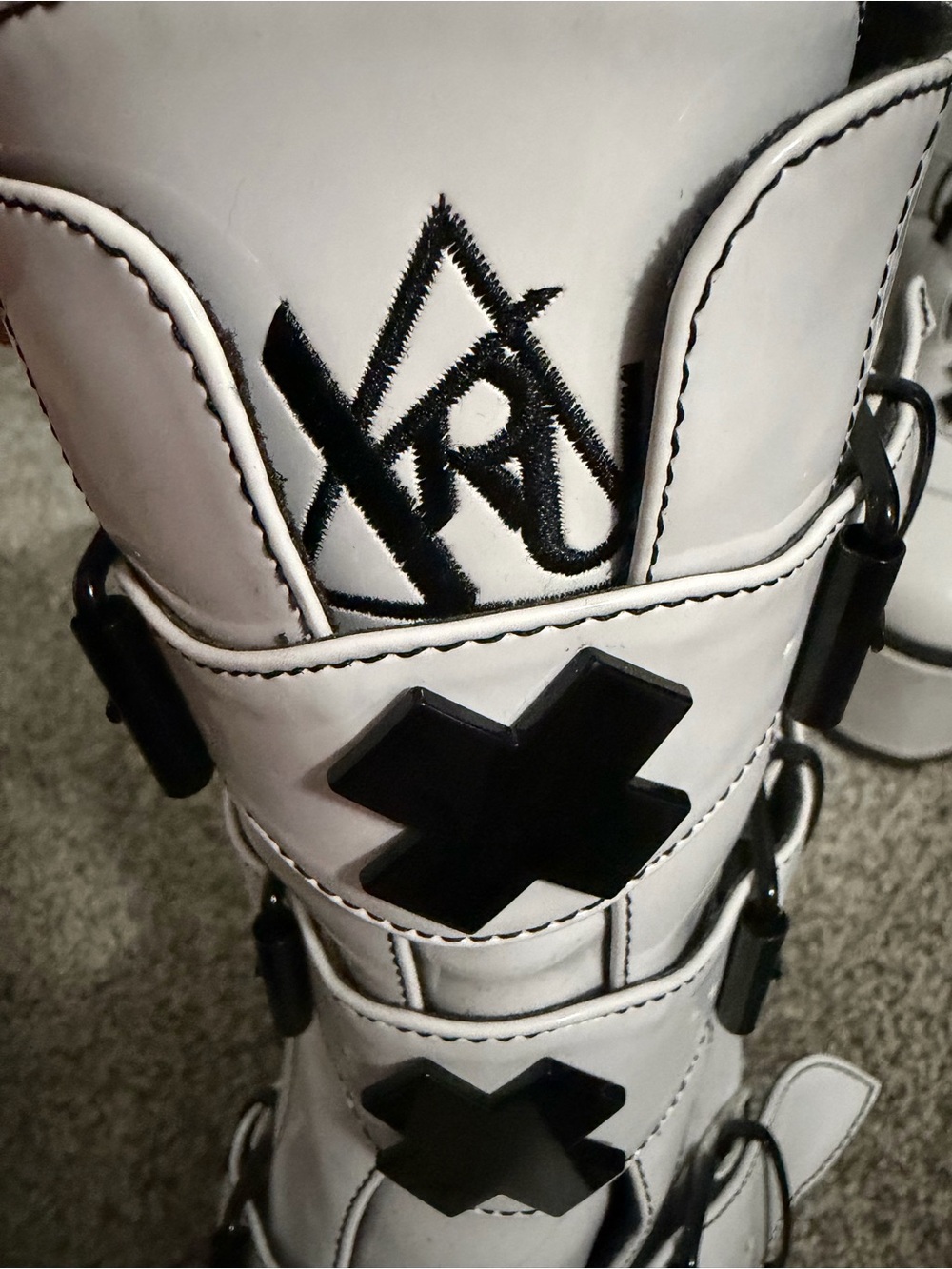 YRU White Platform Buckle Boots with Black Cross Accents - Picture 4 of 4